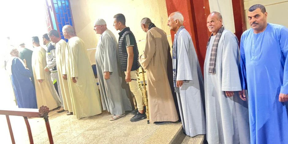 استمرار توافد الناخبين على لجان أسيوط خلال الفترة المسائية في اليوم الأول من التصويت