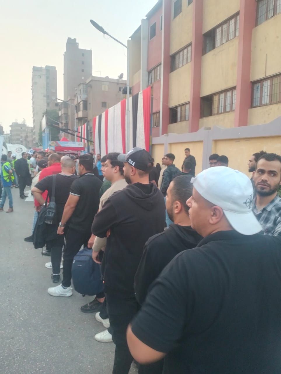 تزايد إعداد الناخبين فى الجيزة بعد ساعة الراحة بلجان الانتخابات