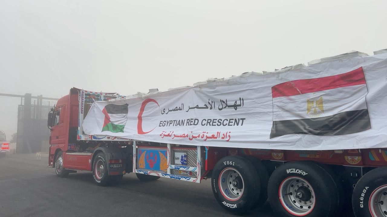 إطلاق قافلة زاد العزة الـ69 بحمولة 7300 طن مساعدات إنسانية إلى غزة