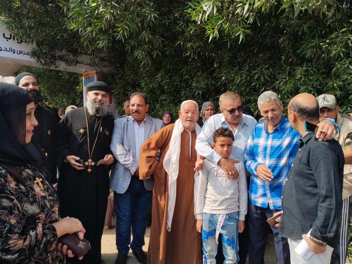 عاجل- بالصور.. أبو النمرس: قلب الوحدة الوطنية ينبض هنا