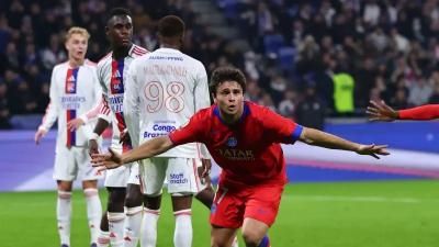 هدف قاتل يعيد باريس إلى الصدارة