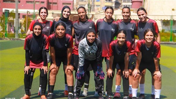 الطيران من بطل متوج في الكرة النسائية إلى فريق مهدد بالإنهيار