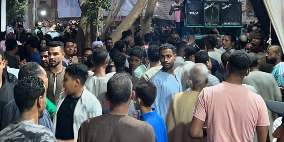 إقبال من الشباب الناخبين بلجنة أبو غلاب بإدفو