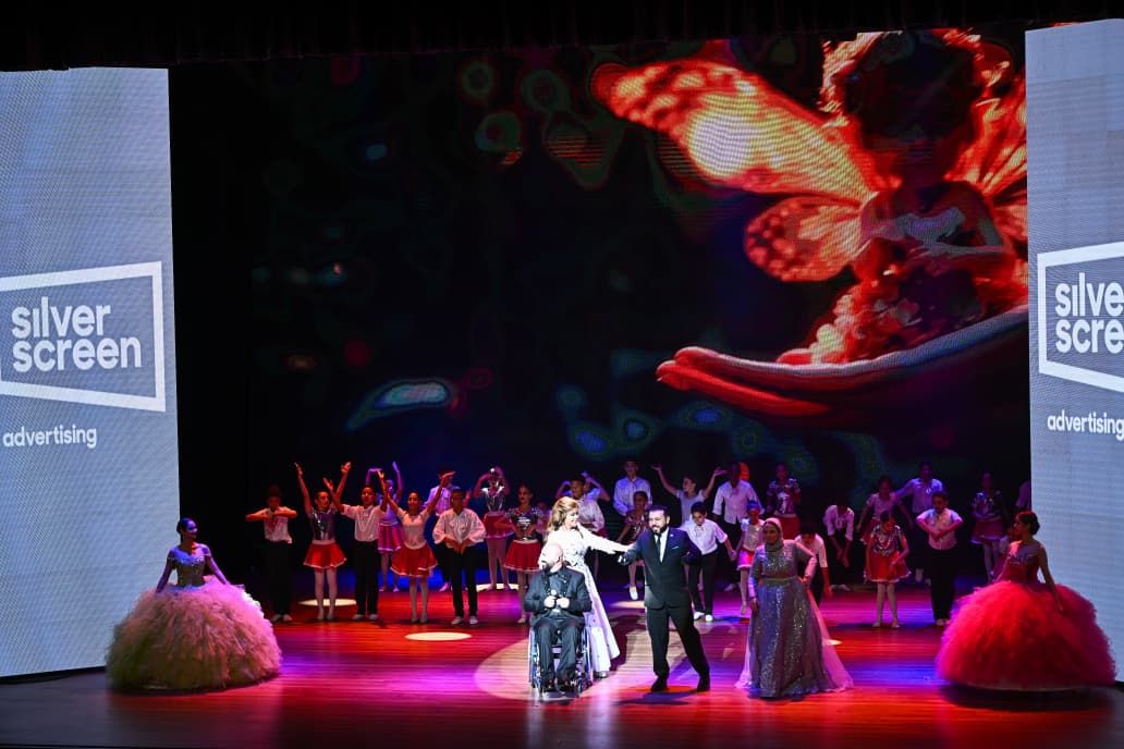 في حفل تكريم الامراء وصناع "الجراند بول".. صفاء ابو السعود تتألق فى اوبرا العاصمة الجديدة باستعراضات غنائية مع بطلة "جيمس بوند" والايطالى مارتيلو