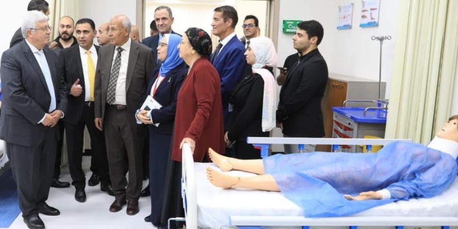 وزير التعليم العالي يتفقد جامعة ساكسوني مصر للعلوم التطبيقية والتكنولوجيا