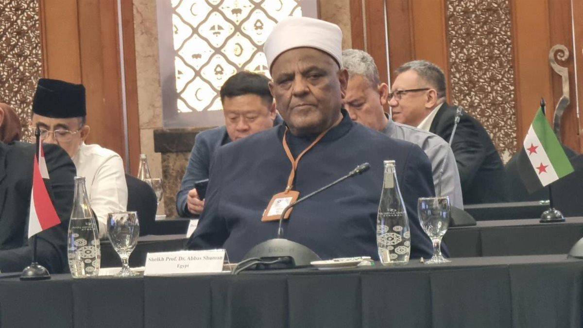 الأمين العام لهيئة كبار العلماء بالأزهر يشارك بكلمة في الجلسة الافتتاحية لمنتدى السلام العالمي التاسع بإندونيسيا