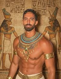 من هو أحمد تيمور زوج مي عز الدين؟ 10 معلومات عن العريس الذي خطف الأضواء بزواجه المفاجئ من النجمة الهادئة