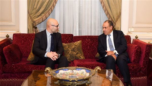 وزير الخارجية يستقبل السكرتير العام للمحكمة الدائمة للتحكيم