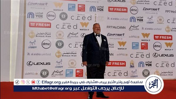 بإطلالة كلاسيكية.. خالد الصاوي يتألق في حفل افتتاح مهرجان القاهرة السينمائي