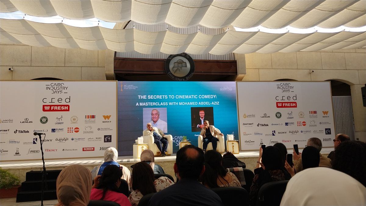 إلهام شاهين تكشف ذكريات لا تُنسى وكواليس مليئة بالحب والضحك مع محمد عبد العزيز