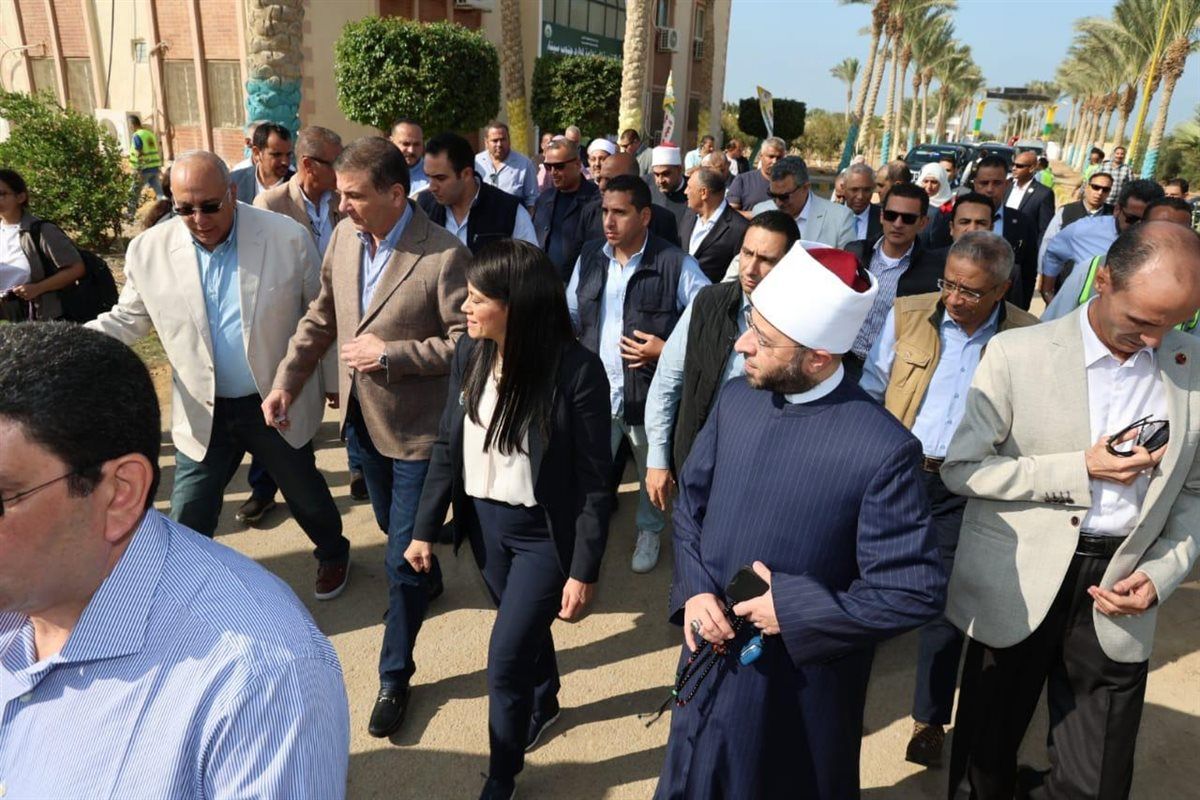 وزراء التخطيط والزراعة والأوقاف ومحافظ جنوب سيناء يفتتحون "مركز التميز لتحلية المياه" و"البنك الإقليمي للجينات"