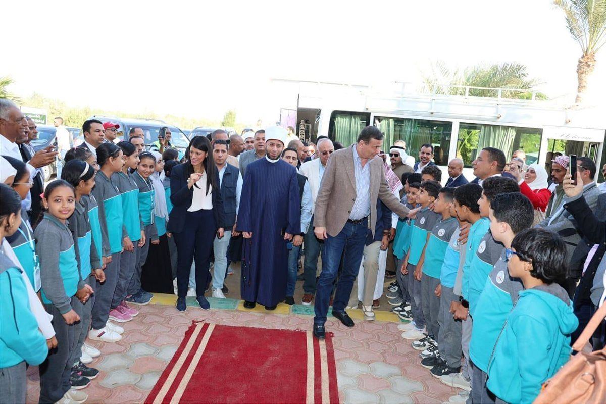 وزراء التخطيط والزراعة والأوقاف ومحافظ جنوب سيناء يفتتحون "مركز التميز لتحلية المياه" و"البنك الإقليمي للجينات"