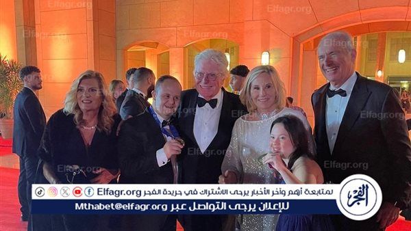 أبطال الأولمبياد الخاص المصري يشاركون في حفل افتتاح مهرجان القاهرة السينمائي الدولي بدعوة من الفنان الكبير حسين فهمي