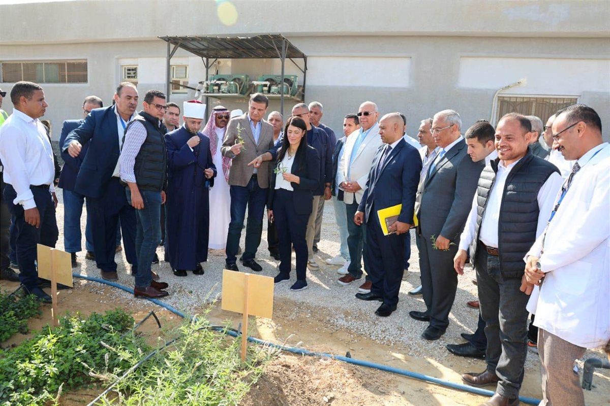 وزراء التخطيط والزراعة والأوقاف ومحافظ جنوب سيناء يفتتحون "مركز التميز لتحلية المياه" و"البنك الإقليمي للجينات"