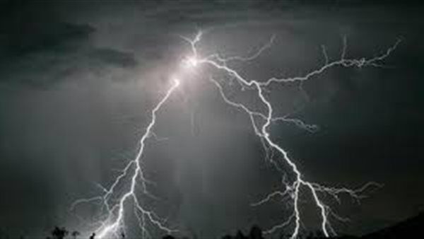 دعاء الرعد والبرق وقت المطر.. كلمات تفتح أبواب الرحمة