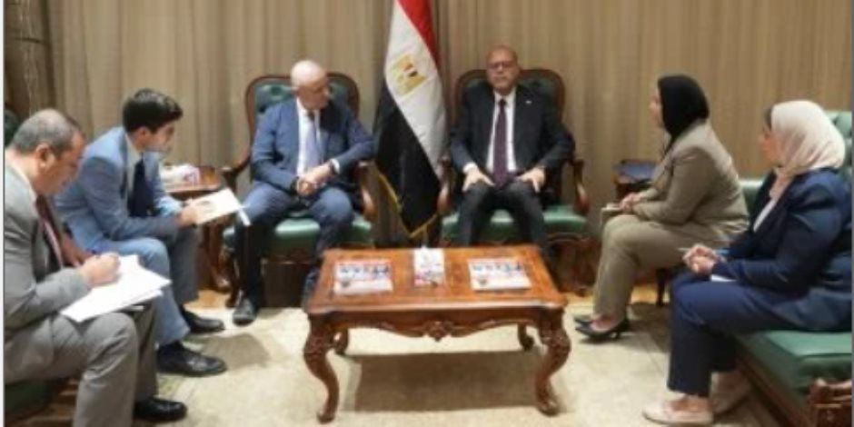 وزير العمل يبحث مع السفير الإيطالي اعتماد رخصة القيادة المصرية في إيطاليا