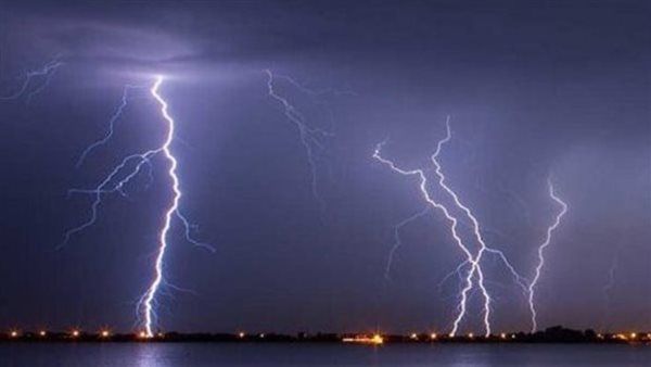 موجة خريفية غير مستقرة تضرب مصر.. تعرف على المحافظات الأكثر تأثرًا بالطقس السيئ