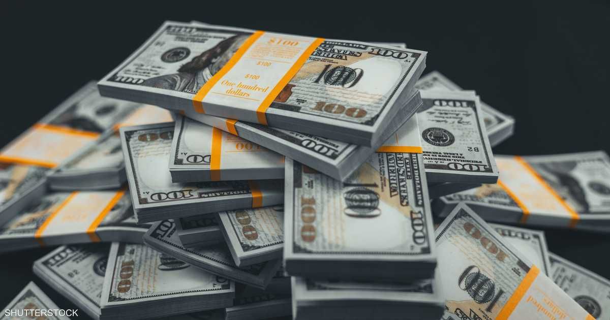 العالم اليوم - الدولار الأميركي يتراجع… لكن الانهيار لم يأتِ بعد