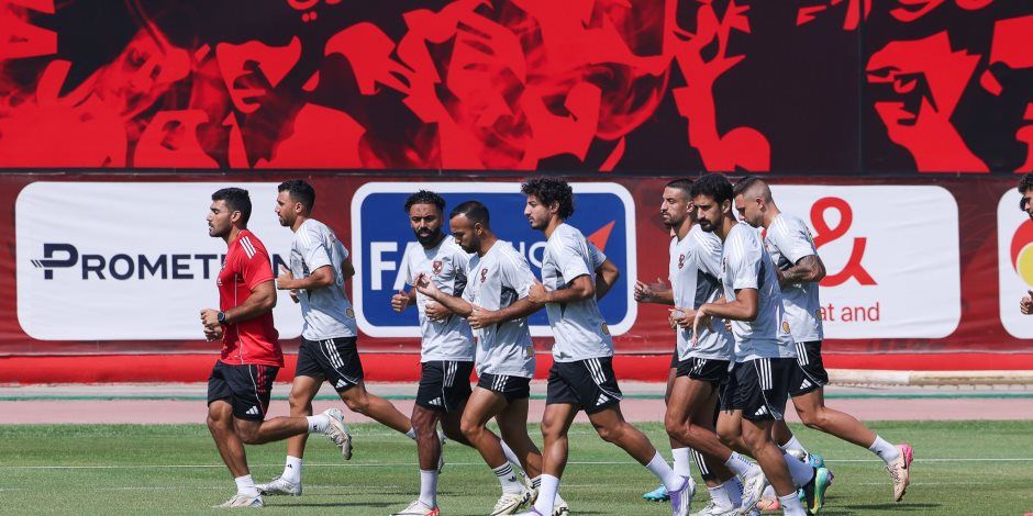 الأهلي يعلن قيد زعلوك ورأفت وهيثم فى القائمة الأفريقية