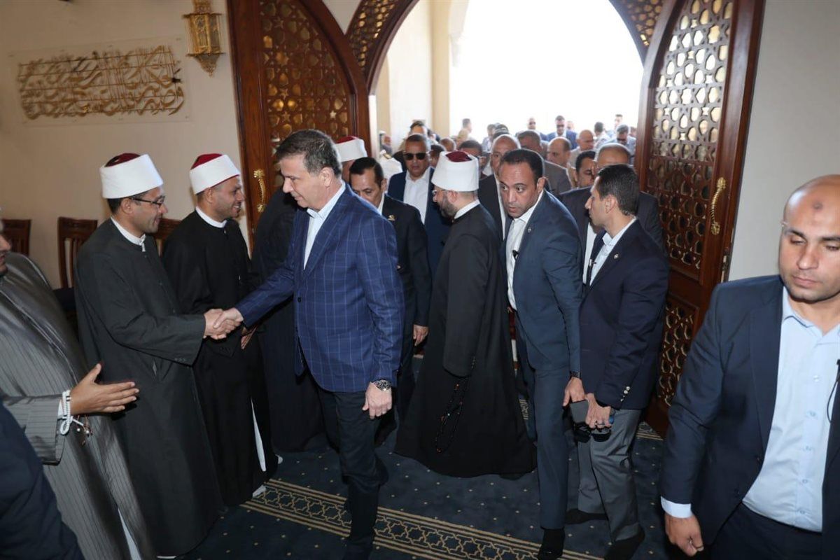 نائب رئيس الوزراء ووزير الأوقاف يشهدون افتتاح المنطقة الإدارية والخدمية بمدينة الطور