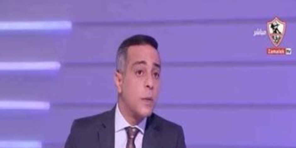 خروج جثمان محمد صبري من المستشفى إلى مسجد السلام بالتجمع لأداء صلاة الجنازة