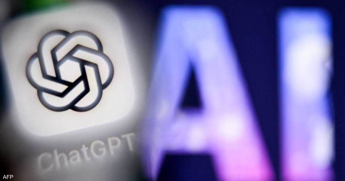 العالم اليوم - "أوبن إيه آي" تختبر ميزة جديدة للمحادثات الجماعية في ChatGPT