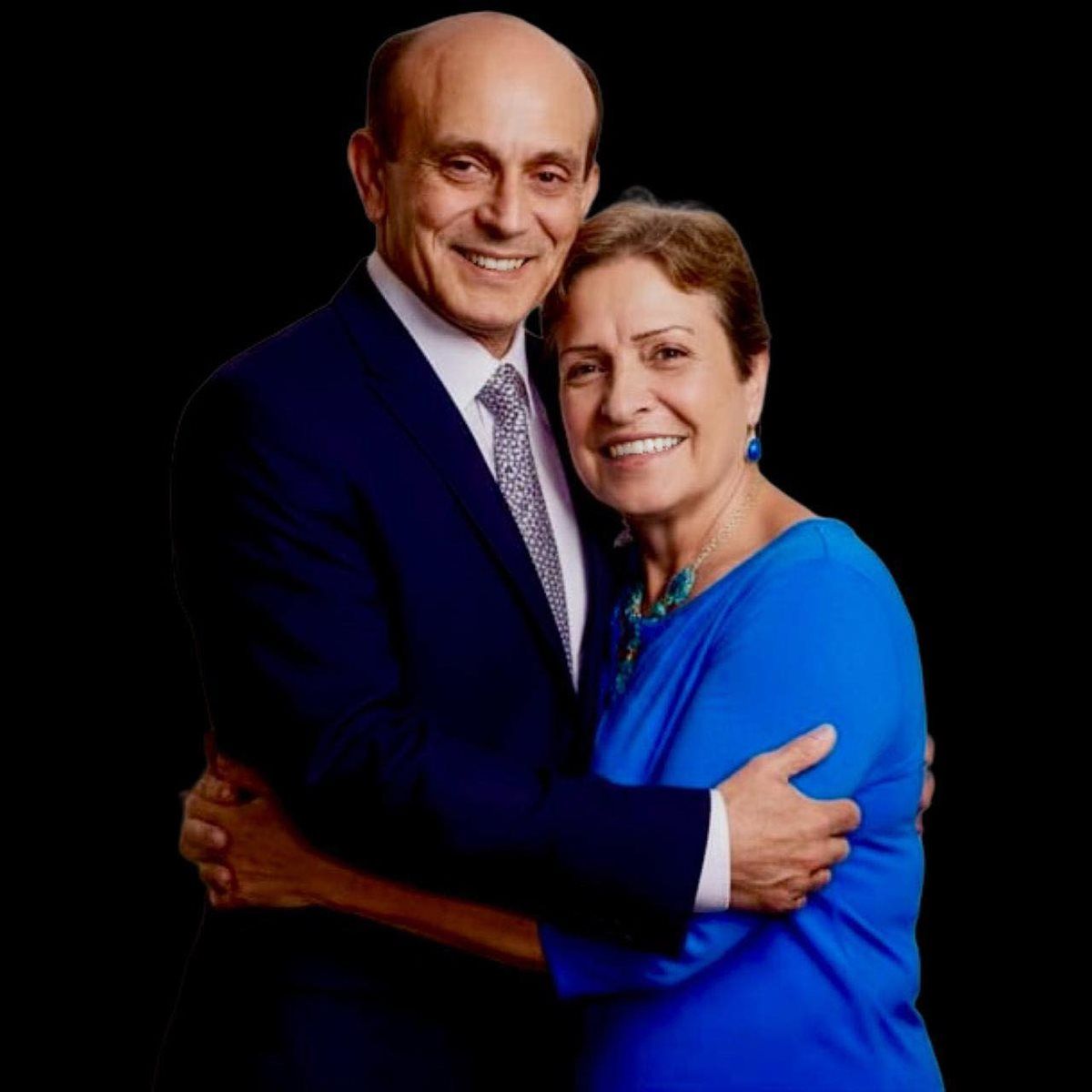 “اقترب اللقاء”.. رسالة مؤثرة من محمد صبحي لزوجته الراحلة