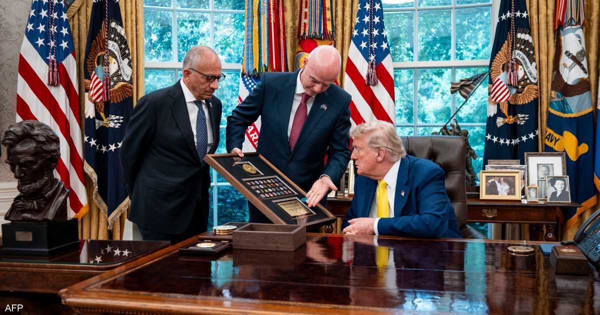 العالم اليوم - هدايا وسبائك.. خطة سويسرا لكسب ود ترامب "نجحت"