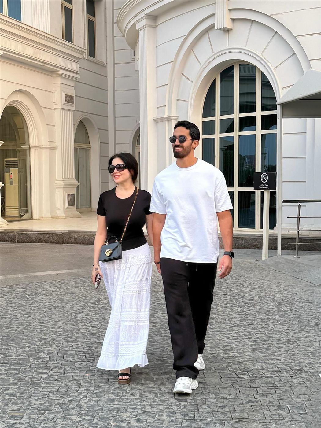 صور شهر العسل لـ مي عز الدين وأحمد تيمور بعد الإعلان المثير لزواجهما وموجة زواج مفاجئة في الوسط الفني