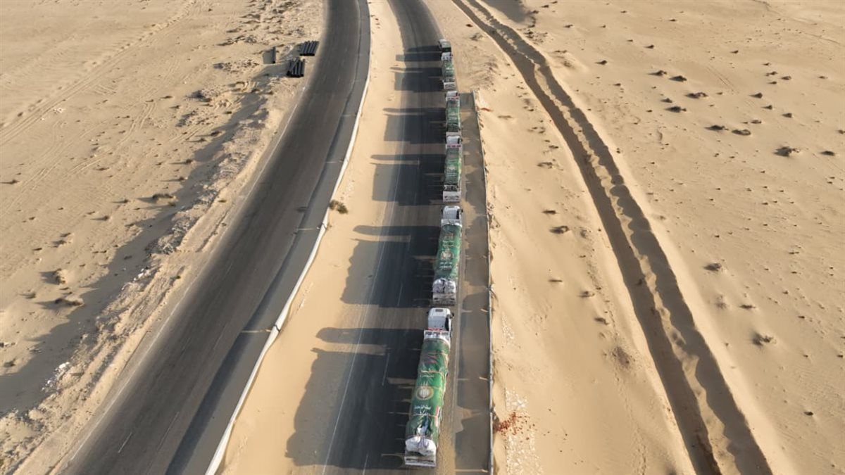 دخول قافلة «بيت الزكاة والصدقات» الإغاثية الثانية عشر إلى أهالينا في غزة