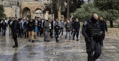 عشرات المستعمرين يقتحمون الأقصى