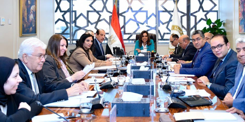 وزيرة التنمية المحلية تترأس الاجتماع الـ 69 لمجلس إدارة جهاز شئون البيئة