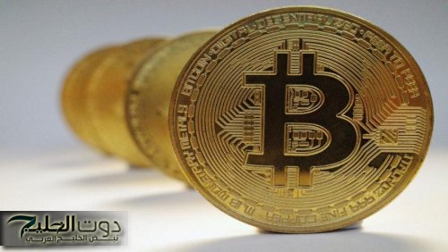 بتكوين تهبط دون 90 ألف دولار وسط حذر المتعاملين