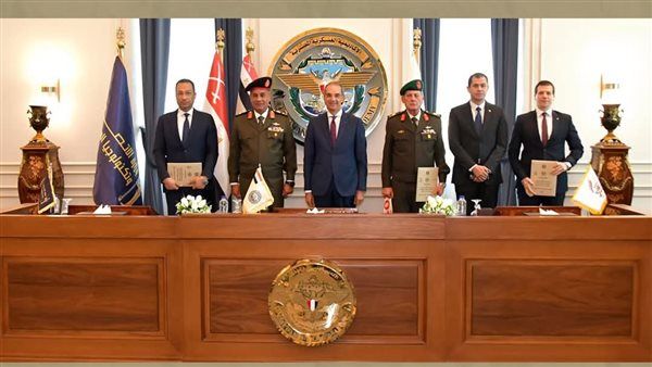 الأكاديمية العسكرية المصرية توقع بروتوكول تعاون مع وزارة الإتصالات وصندوق تحيا مصر