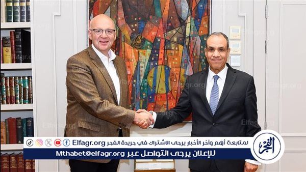وزير الخارجية يلتقي عضو البرلمان الألماني عن تحالف حزبي الاتحاد الديمقراطي والاشتراكي المسيحيين