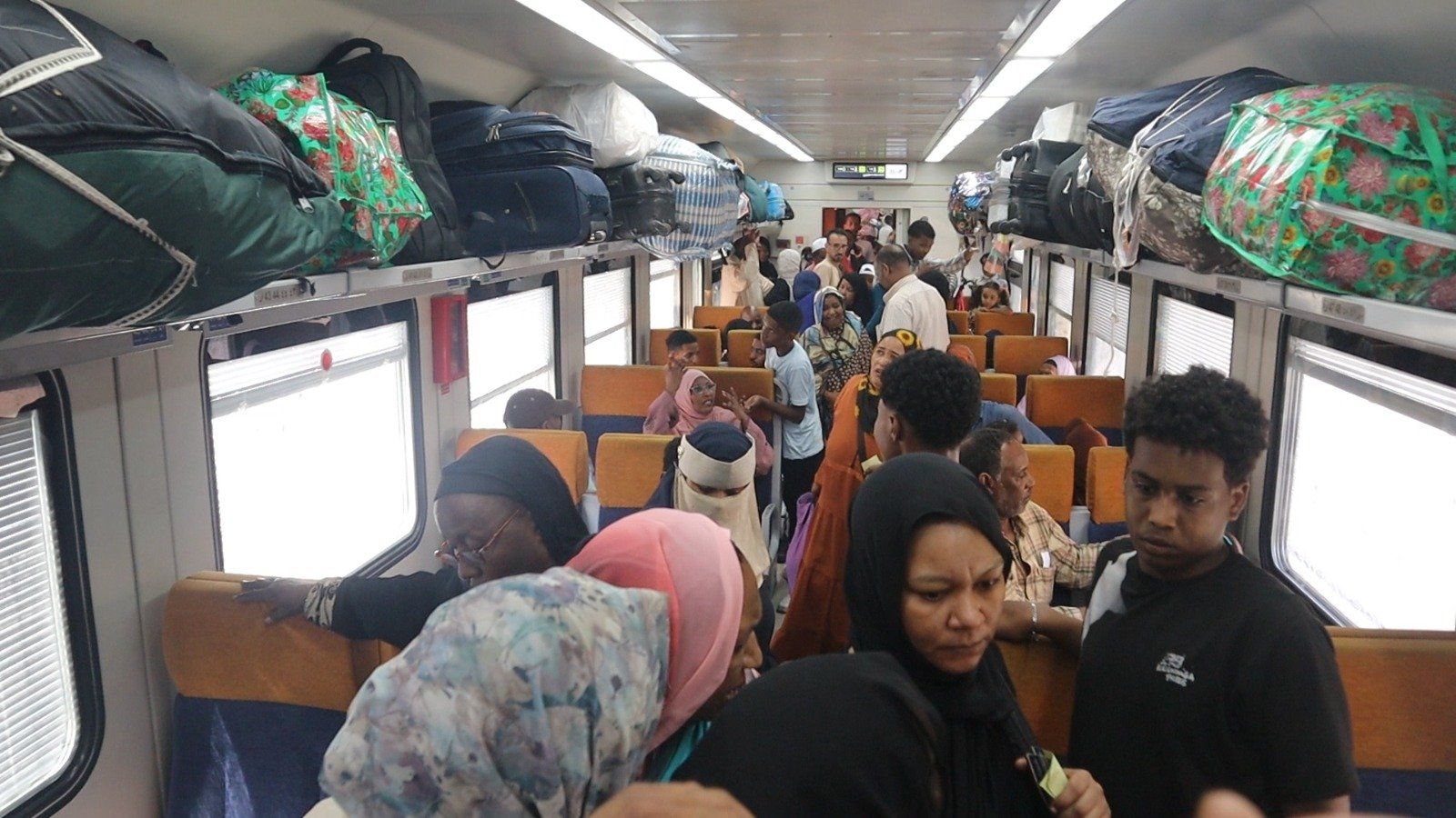 السكة الحديد: اليوم تسيير الرحلة 33 للأشقاء السودانيين ضمن مشروع "العودة الطوعية"،