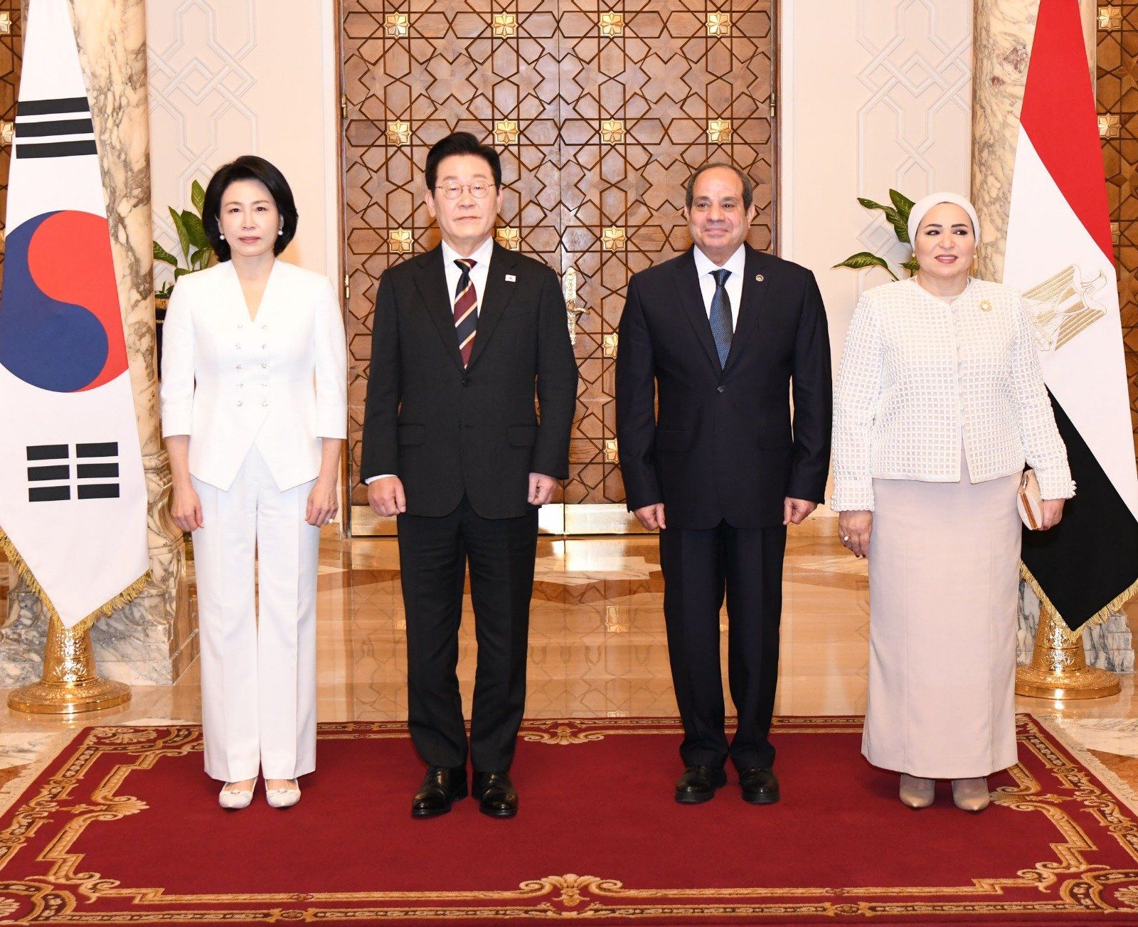 مصر وكوريا تسعيان إلى تعزيز العلاقات فى مجال الصناعات الدفاعية