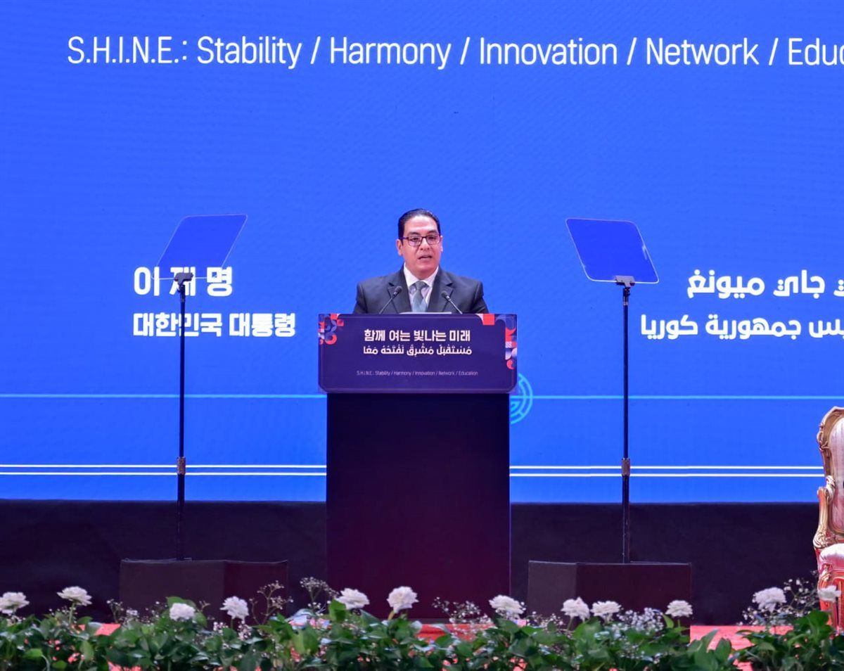 رئيس كوريا الجنوبية يعلن من تحت قبة جامعة القاهرة رؤى ومبادرات لتعزيز الشراكة مع الشرق الأوسط