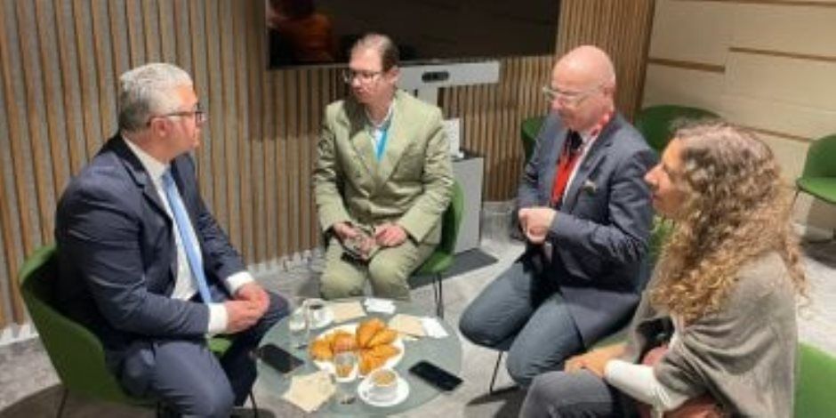 رئيس اقتصادية قناة السويس يلتقي مسؤولي شركات Voltalia و Groupe HOLDER