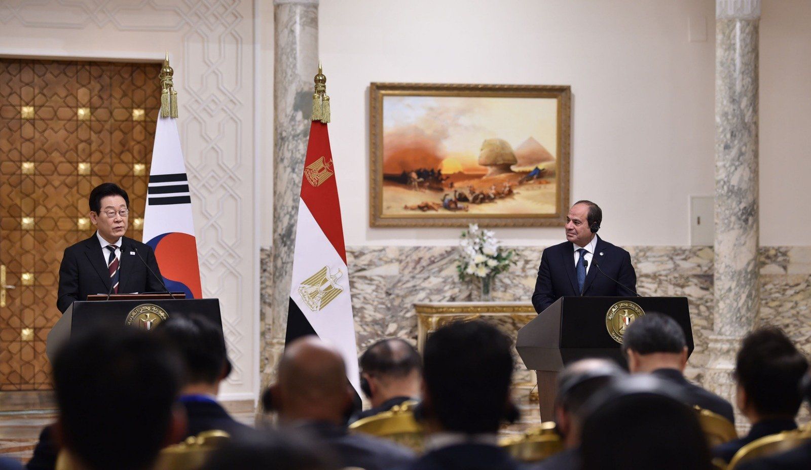 مصر وكوريا تسعيان إلى تعزيز العلاقات فى مجال الصناعات الدفاعية