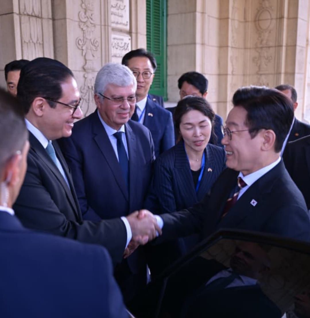 رئيس كوريا الجنوبية يعلن من تحت قبة جامعة القاهرة رؤى ومبادرات لتعزيز الشراكة مع الشرق الأوسط