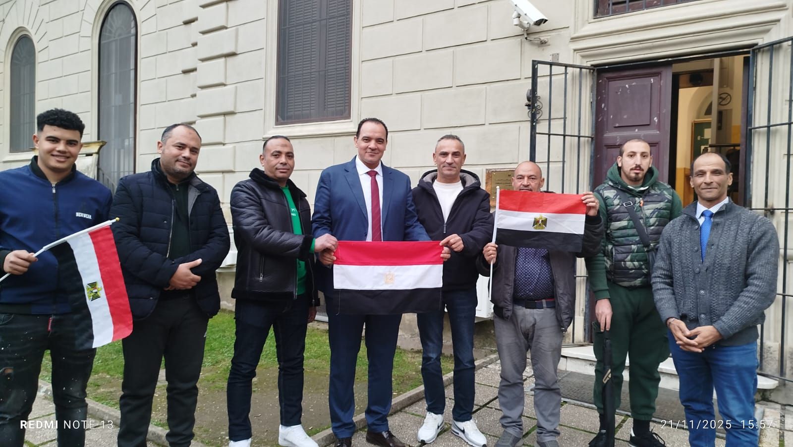 توافد كبير للناخبين بالمرحلة الثانية من انتخابات النواب فى روما (صور)