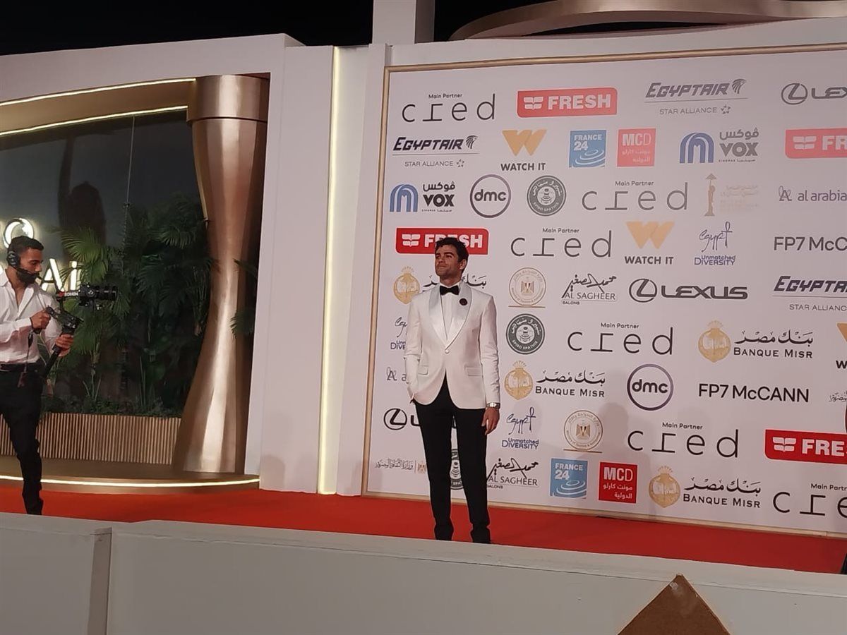 شريف حافظ يتألق في ختام مهرجان القاهرة السينمائي بدورته الـ46