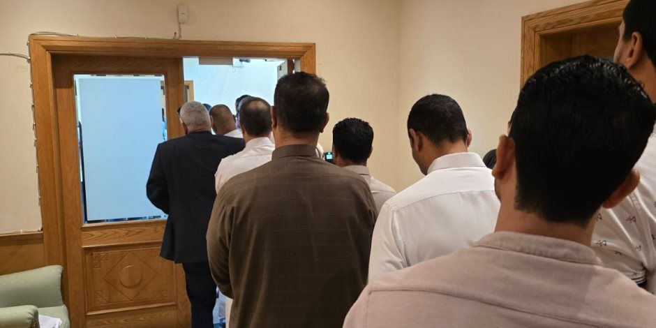 توافد المصريين في قطر للمشاركة في المرحلة الثانية من انتخابات مجلس النواب 2025 (صور)