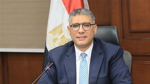 محافظ الجيزة: إنشاء إدارة للأسواق لضبط المنظومة وتعزيز الرقابة والقضاء على العشوائية