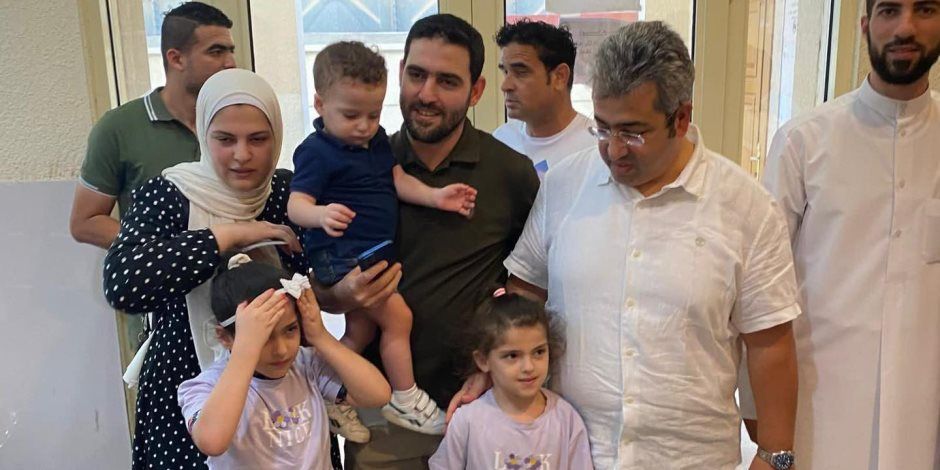 سفير مصر بنيوزيلندا: ثاني أيام التصويت شهد حضور أسر كاملة للإدلاء بأصواتها ما جعله أكثر كثافة وحيوية