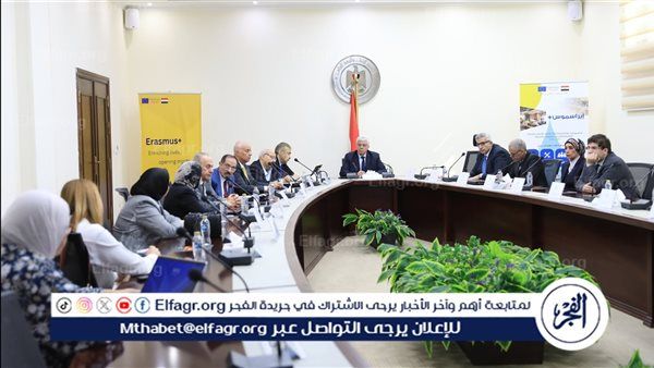 وزير التعليم العالي يعقد اجتماعًا مع مجموعة خبراء تطوير التعليم العالي