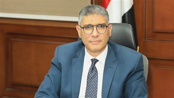 محافظ الجيزة: تخفيض بنسبة 25% من إجمالي قيمة مقابل التصالح في حال السداد الفوري لكامل القيمة على المباني المقامة بالمتناثرات خارج الحيز العمراني