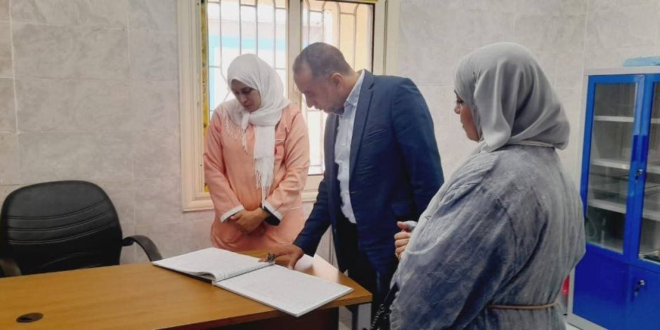 وكيل الصحة بشمال سيناء يستبعد مدير الرعاية ببئر العبد ويحيل مديرو 8 وحدات صحية و الموظفبن المتغيبين للتحقيق