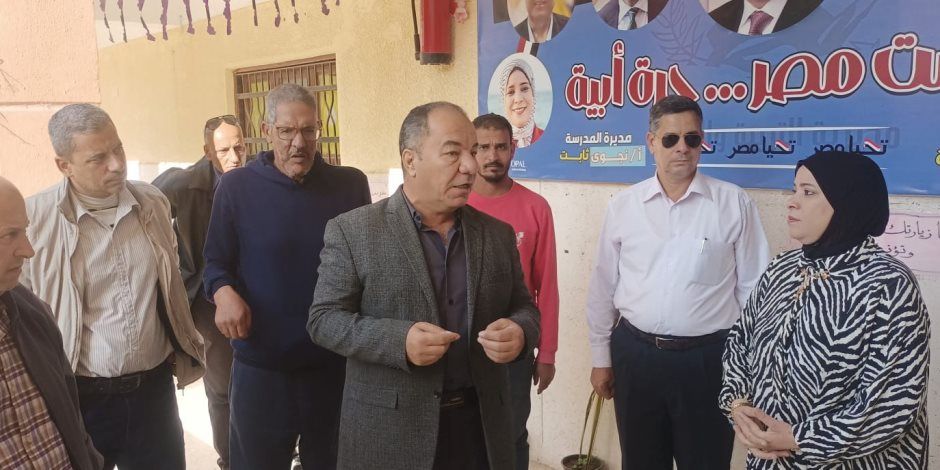 رئيس مركز ومدينة العريش يتفقد المقار الانتخابية لمجلس النواب.. ويؤكد: جاهزون لتوفير مناخ آمن للناخبين
